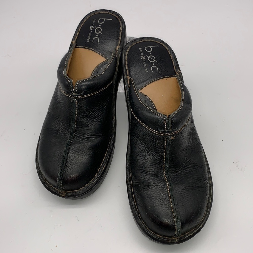 b o c Born Concept Black Leather Clogs size 8
